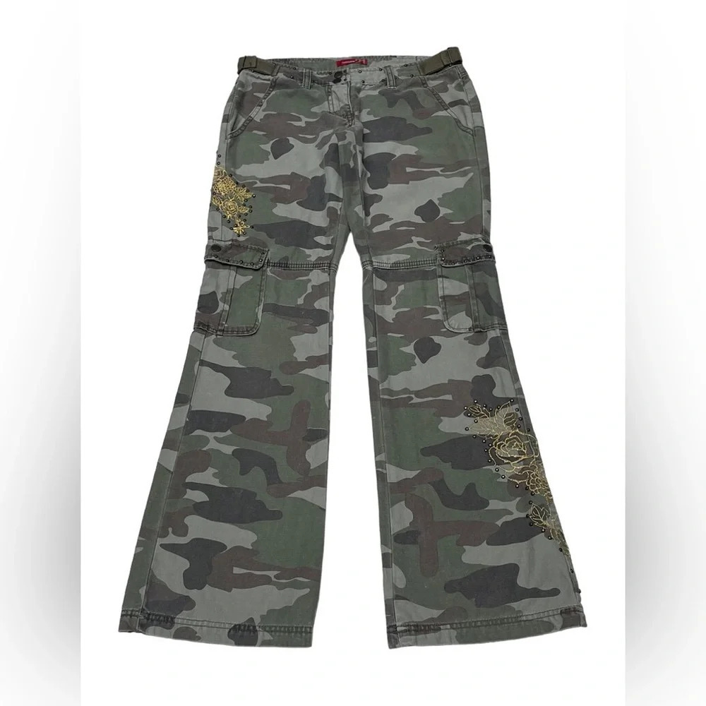Vintage Japanese Brand Twentyone Camouflage 2000s Flare Wide Leg Pants Small